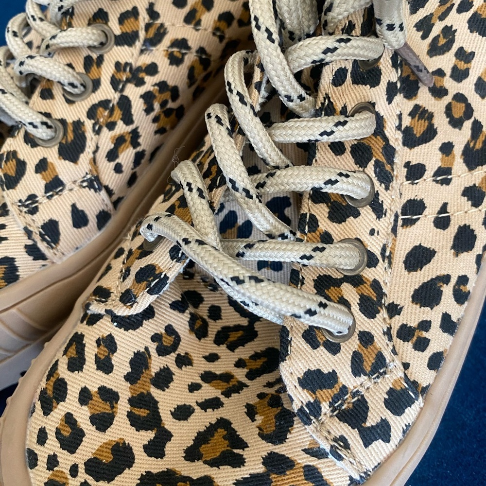 Canvas high tops in animal print by PROMOD- from Bordeaux, France 🇫🇷 Brand NEW - Picture 8 of 11